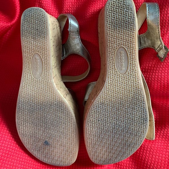 Sonoma Women's Strappy Cork Wedge Sandals - Picture 9 of 10
